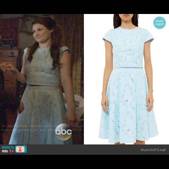 Ted Baker - Beautiful Light Blue Floral Skirt - Picture 6 of 8